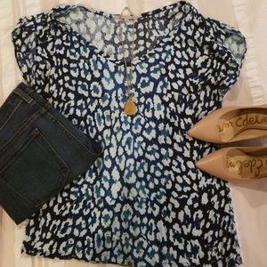 **2 for $15** Gap Blouse